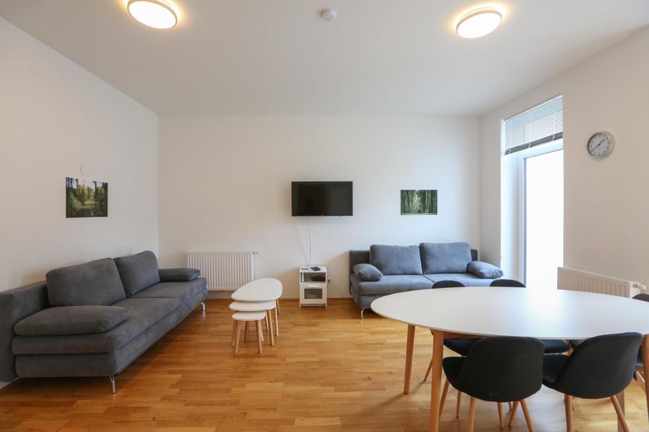 4 Beds And - Contactless Check-in Vídeň